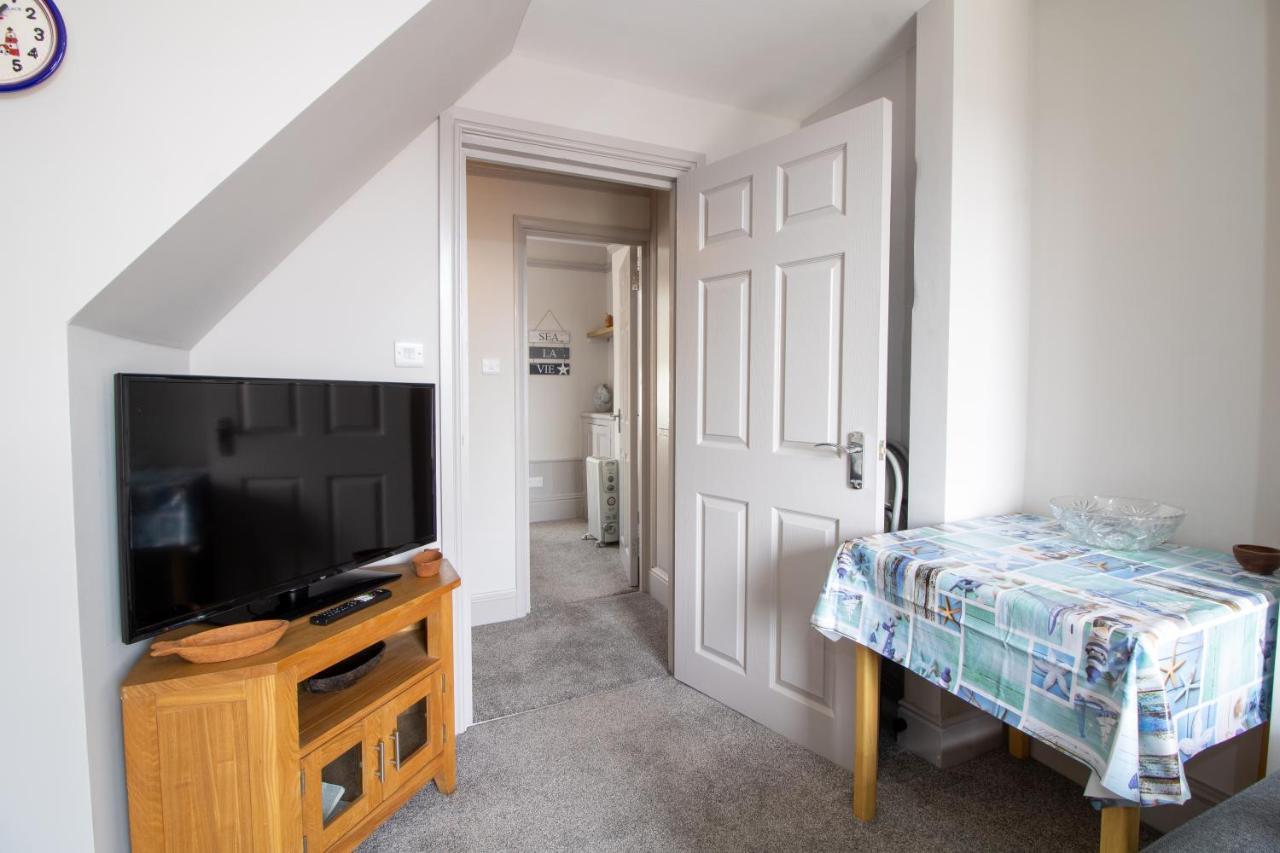 Sea La Vie- Cosy, Modern, Harbourside Views Appartement Brixham Buitenkant foto