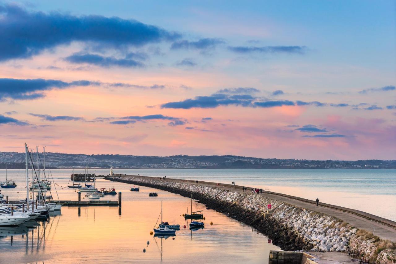 Sea La Vie- Cosy, Modern, Harbourside Views Appartement Brixham Buitenkant foto